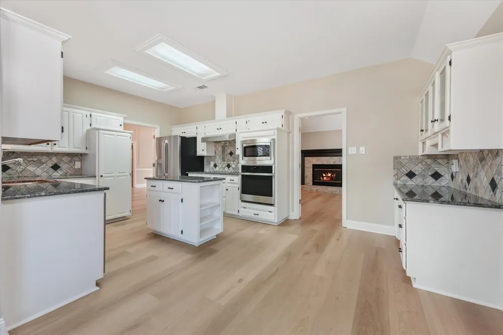 5301 Bugle Lane Colleyville, TX 76034