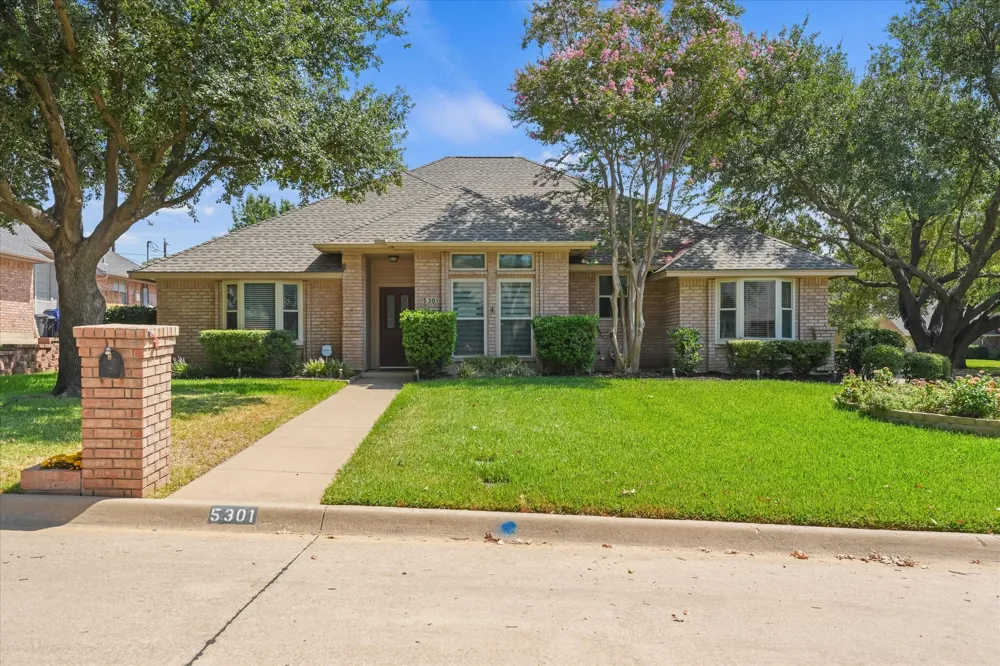 5301 Bugle Lane Colleyville, TX 76034