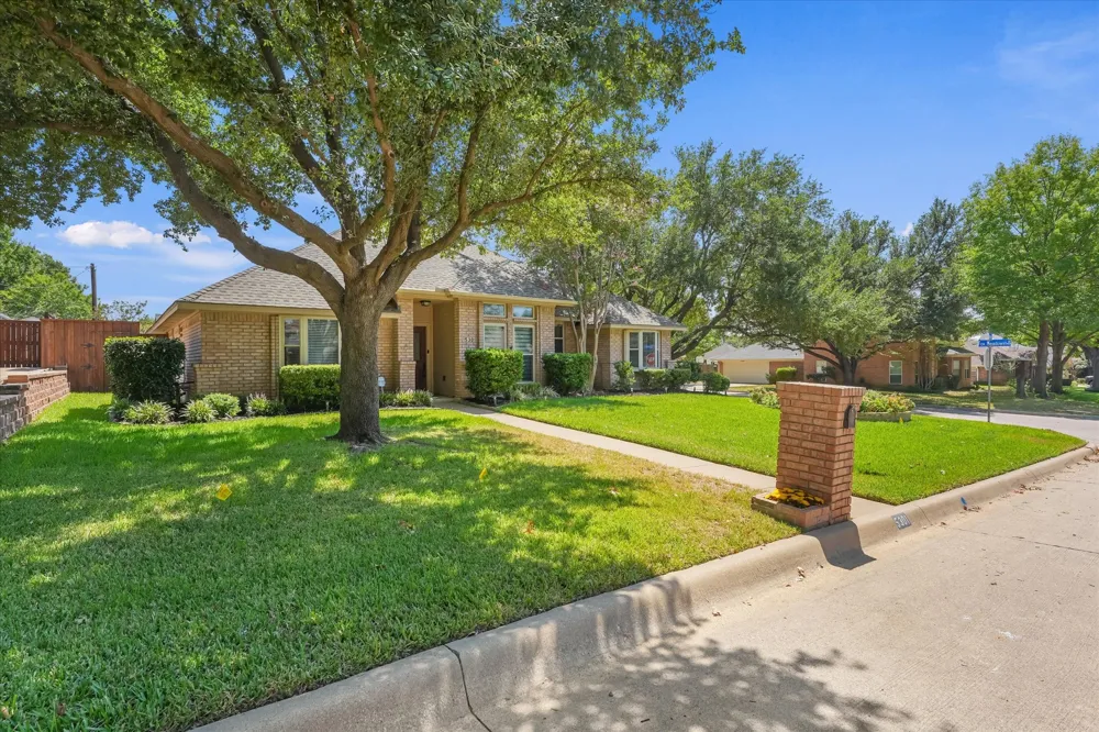 5301 Bugle Lane Colleyville, TX 76034
