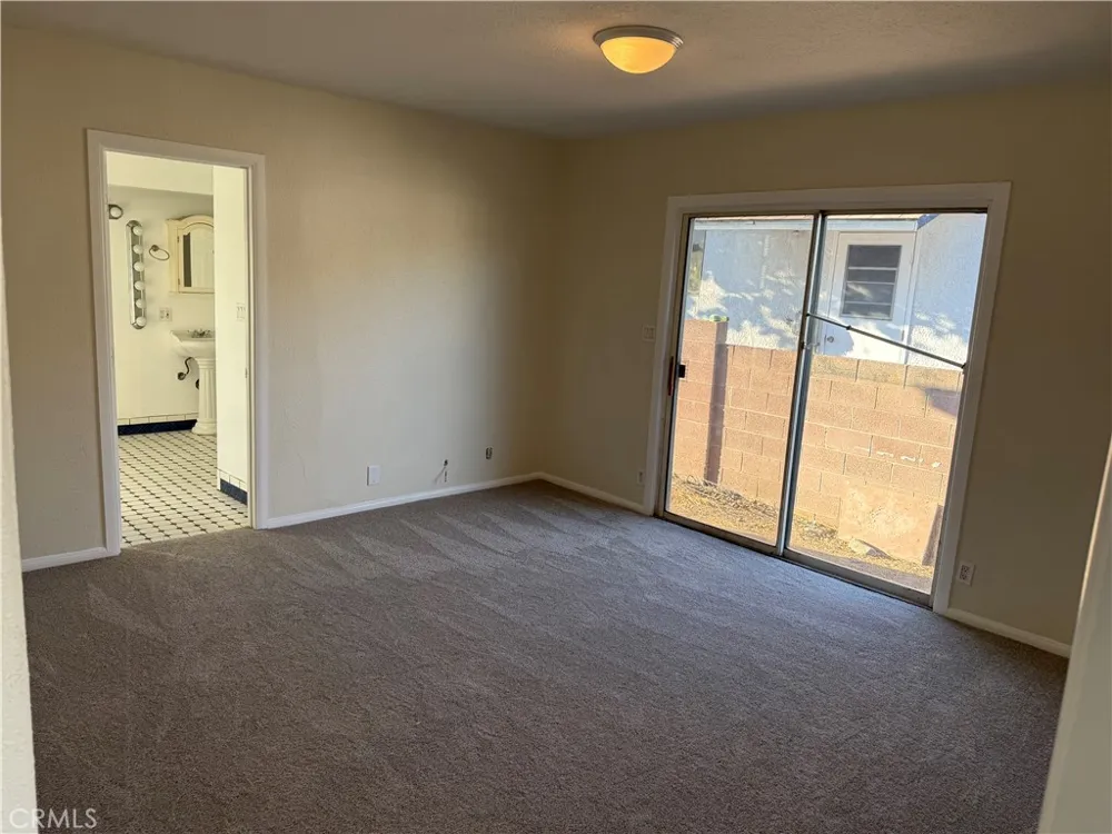 12321 Kayreid Whittier, CA 90605