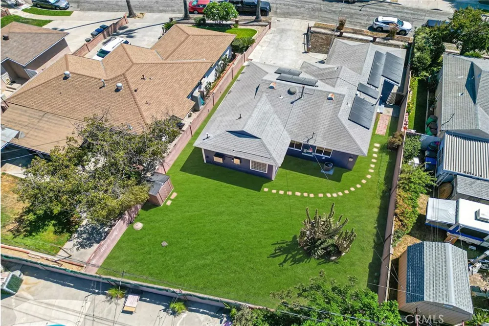 12321 Kayreid Whittier, CA 90605