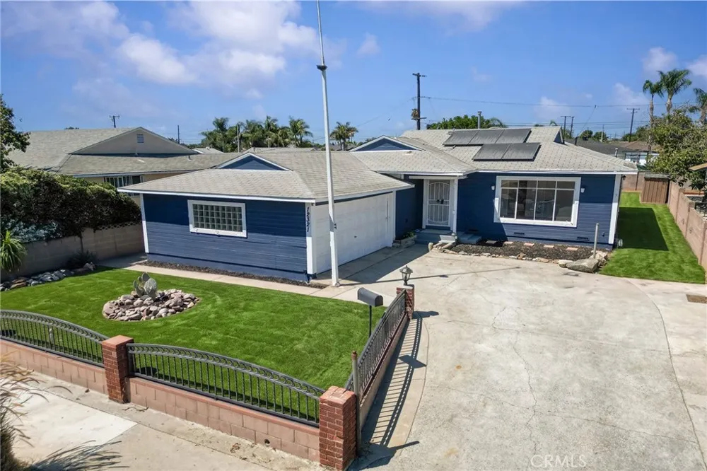 12321 Kayreid Whittier, CA 90605