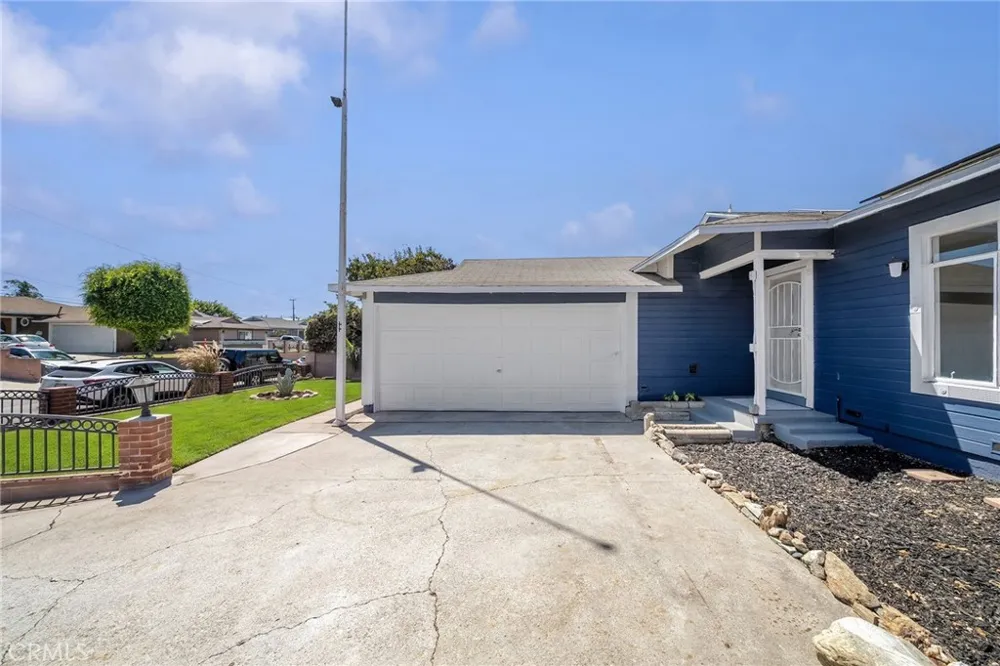 12321 Kayreid Whittier, CA 90605