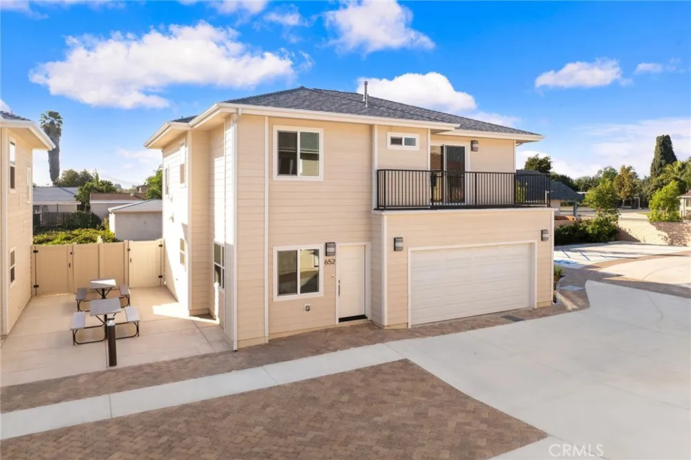 638 W Grand Avenue Pomona, CA 91766