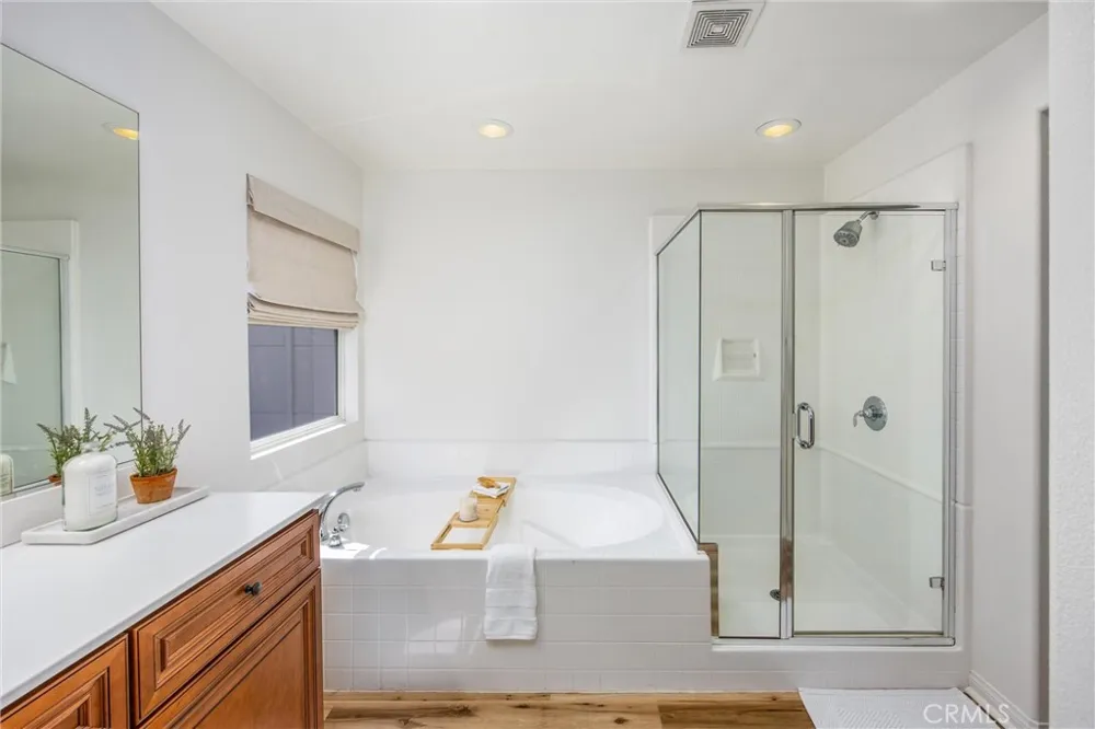 1544 Glen Cove Upland, CA 91786