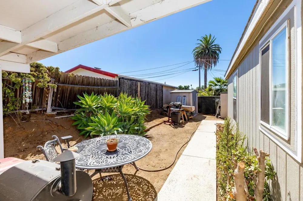 224 Astro Court Vista, CA 92083