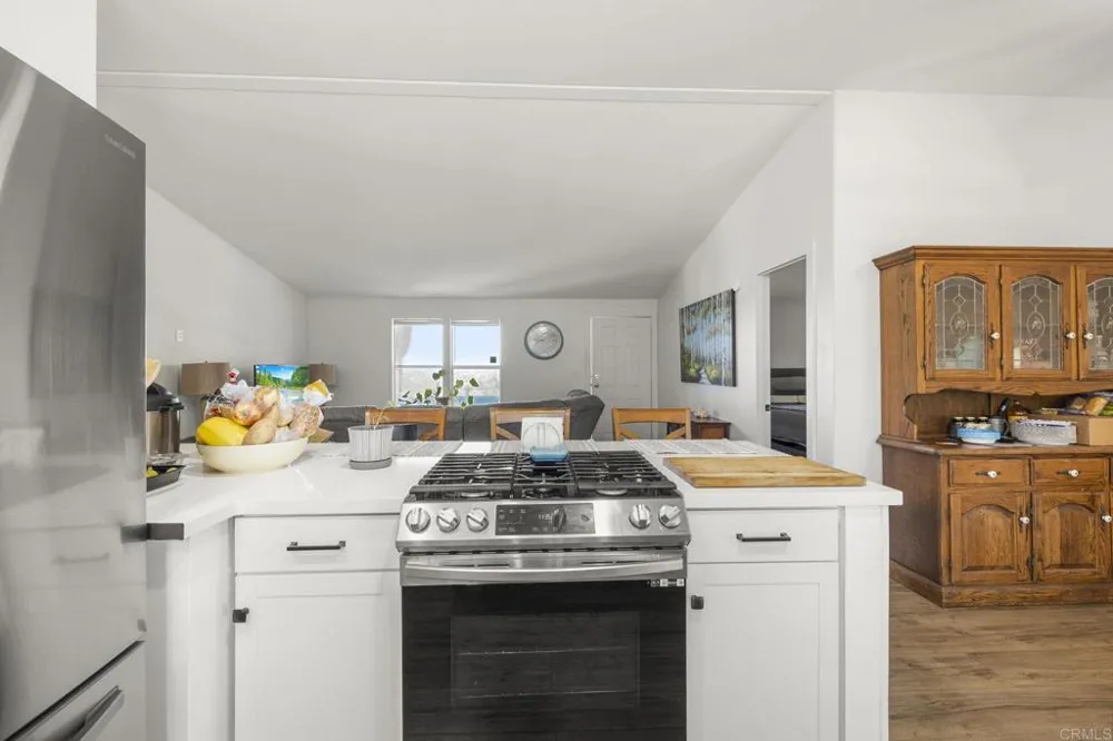 224 Astro Court Vista, CA 92083