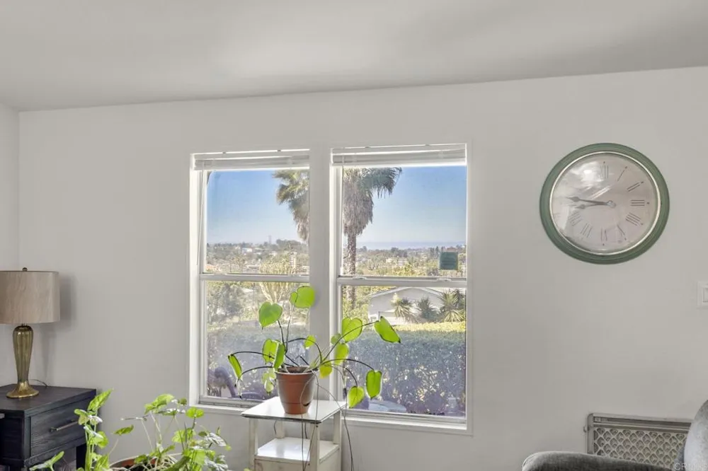224 Astro Court Vista, CA 92083