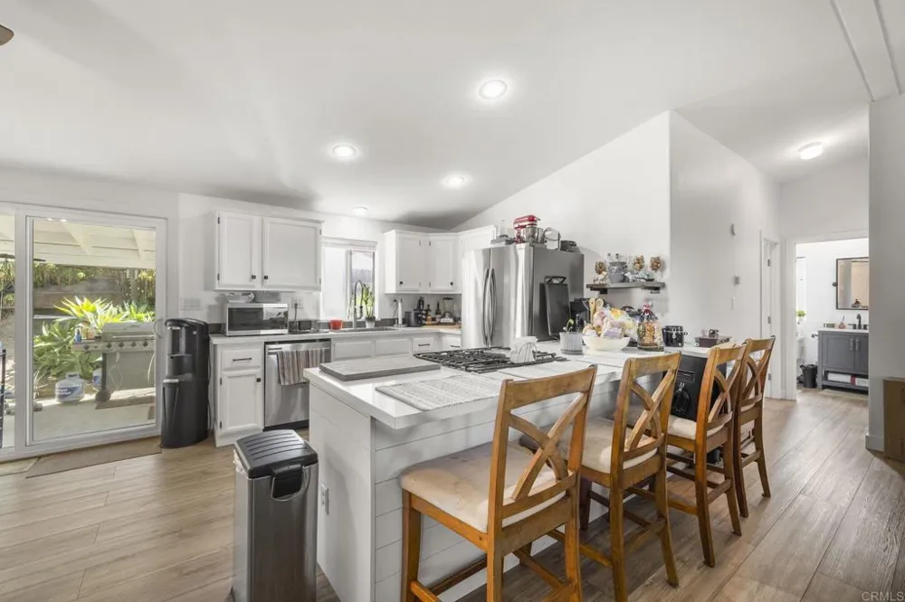 224 Astro Court Vista, CA 92083