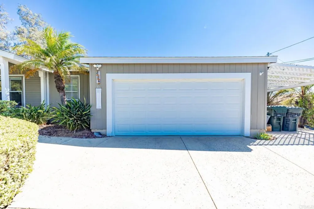 224 Astro Court Vista, CA 92083