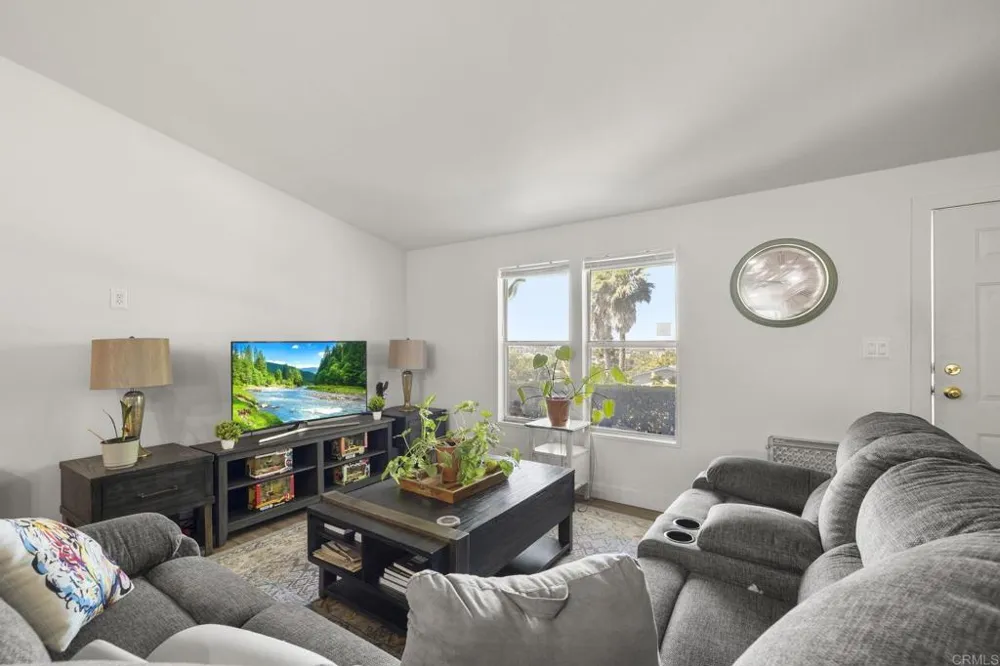 224 Astro Court Vista, CA 92083