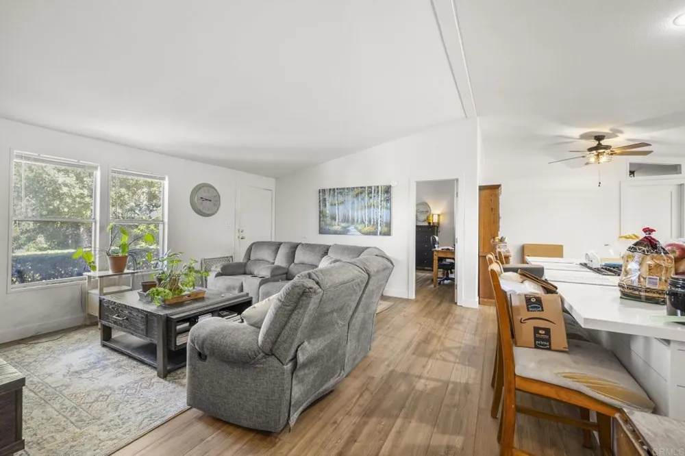 224 Astro Court Vista, CA 92083