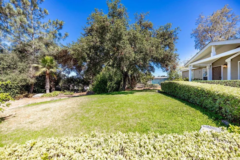 224 Astro Court Vista, CA 92083