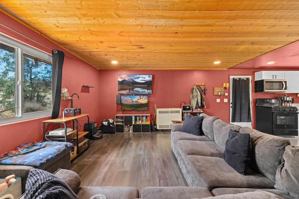 2156 Ruby Boulevard, CA 91905