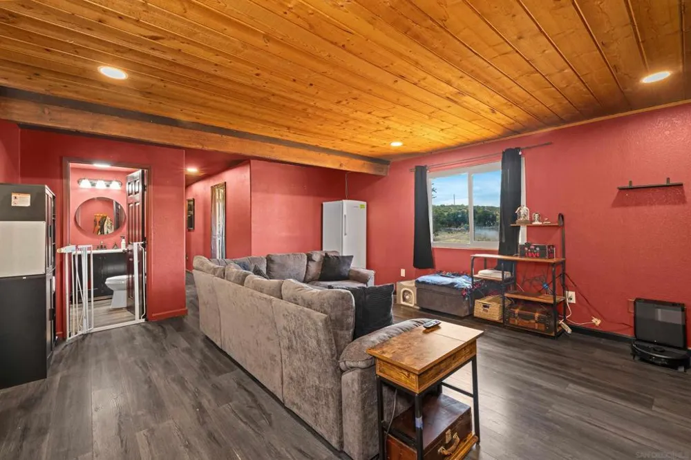 2156 Ruby Boulevard, CA 91905