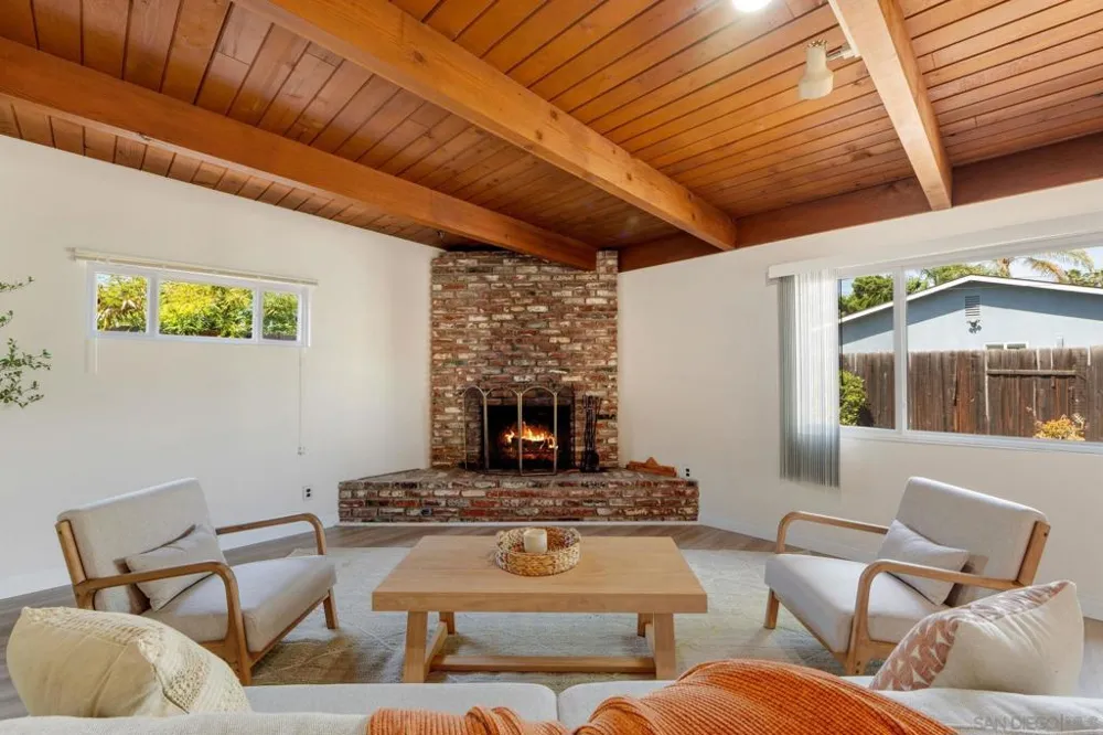 1416 S Maple Escondido, CA 92025