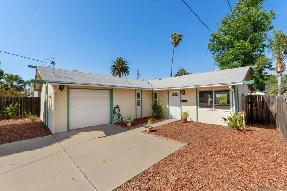 1416 S Maple Escondido, CA 92025