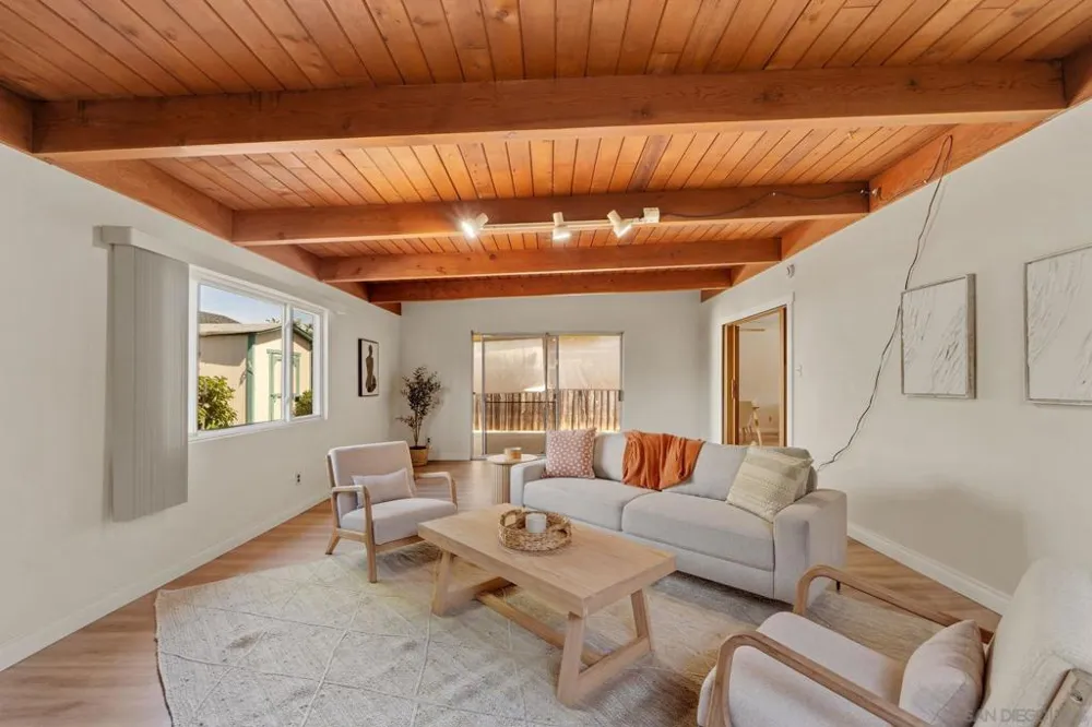 1416 S Maple Escondido, CA 92025