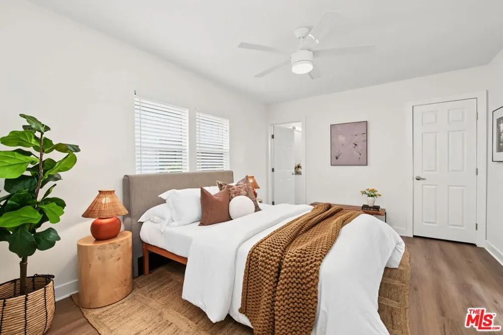 1418 Maple Street Burbank, CA 91505