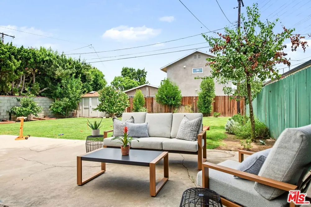 1418 Maple Street Burbank, CA 91505