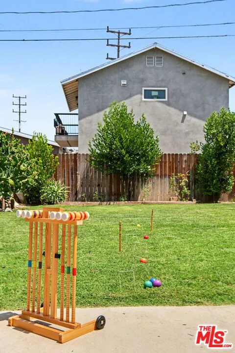 1418 Maple Street Burbank, CA 91505