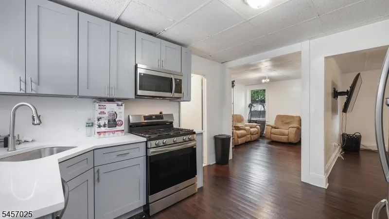 346 South Ave Westfield Town, NJ 07090