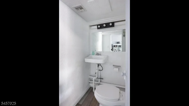 346 South Ave Westfield Town, NJ 07090