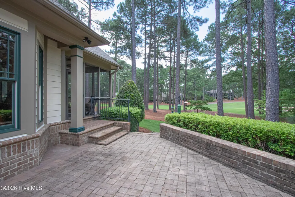 15 Kilbride Drive Pinehurst, NC 28374