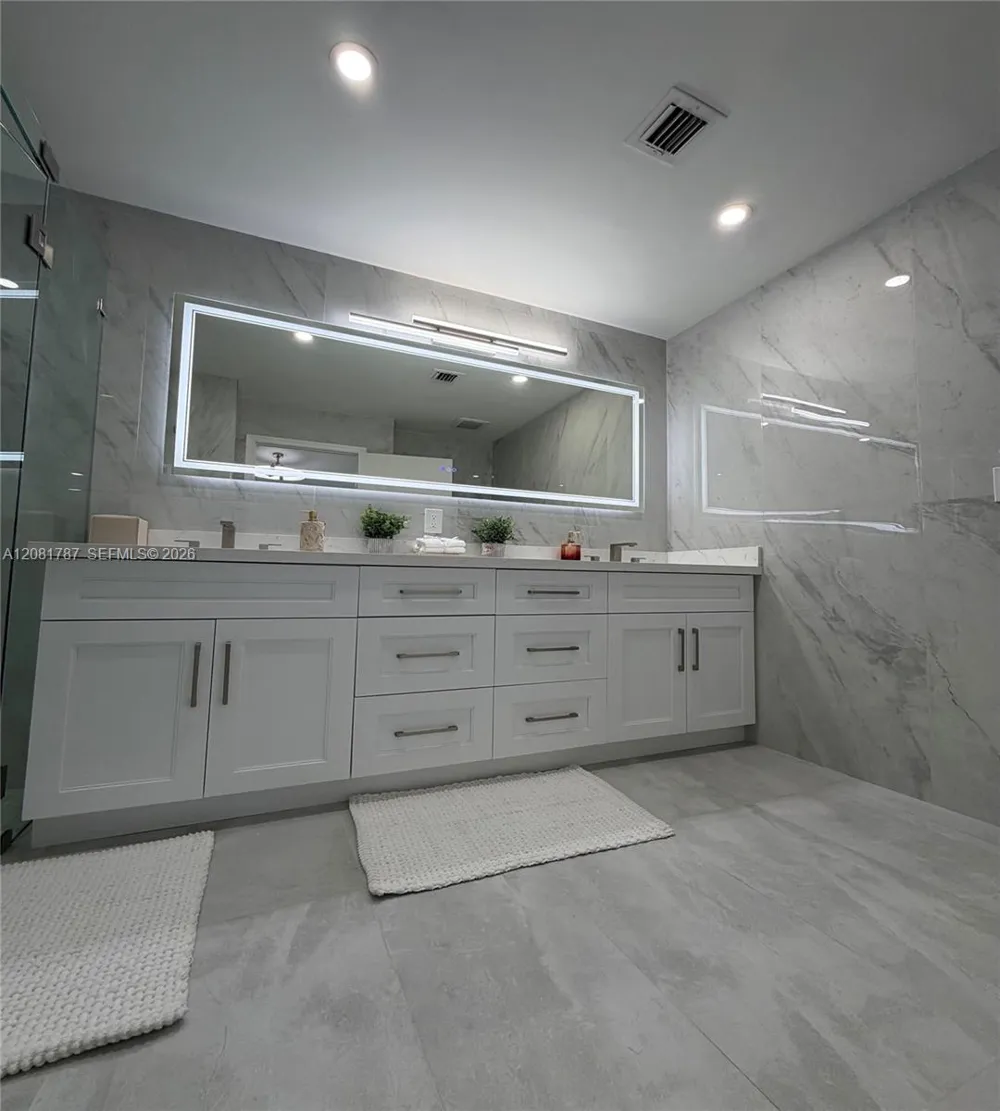 14846 SW 168th Ter Miami, FL 33187