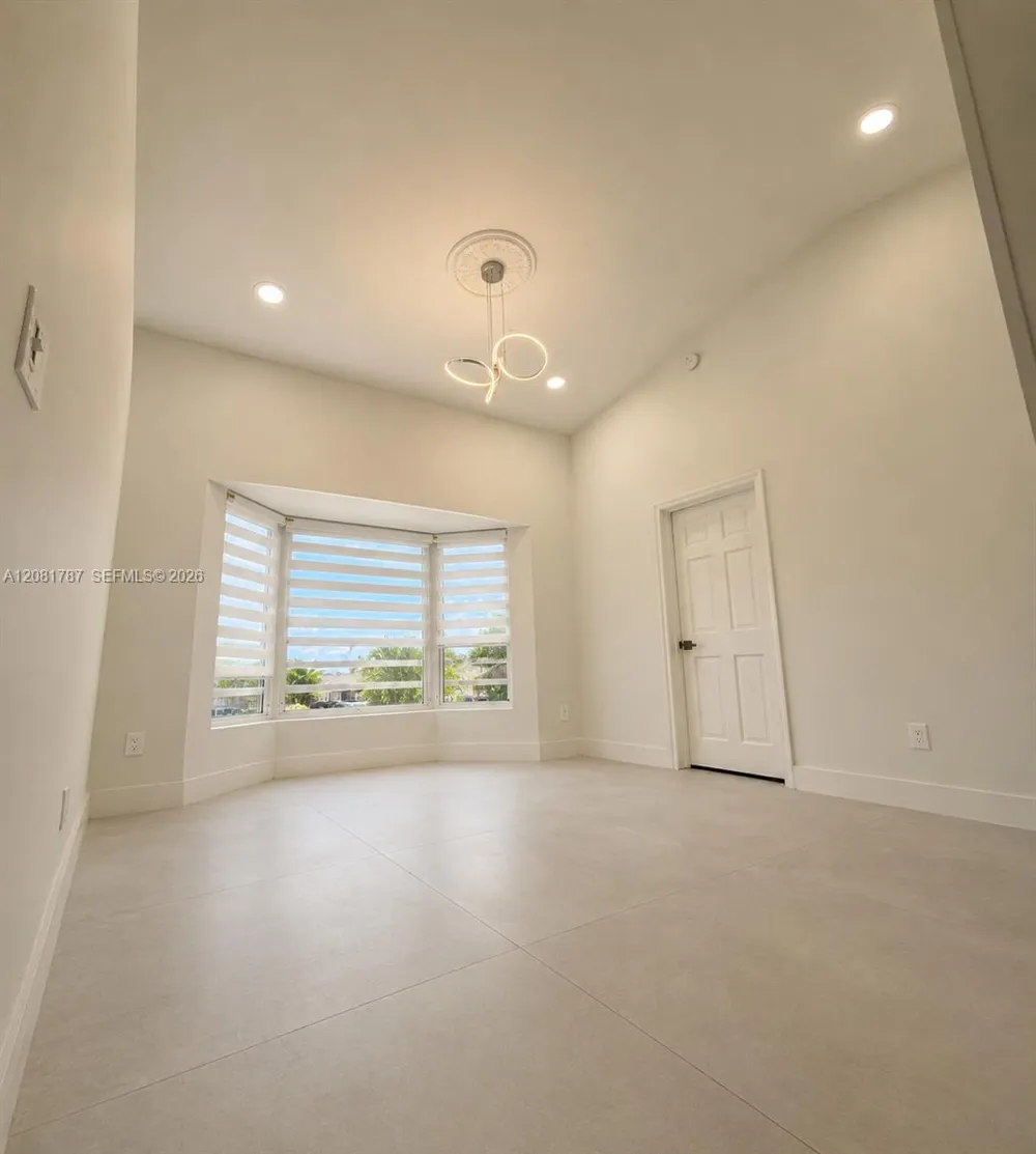14846 SW 168th Ter Miami, FL 33187