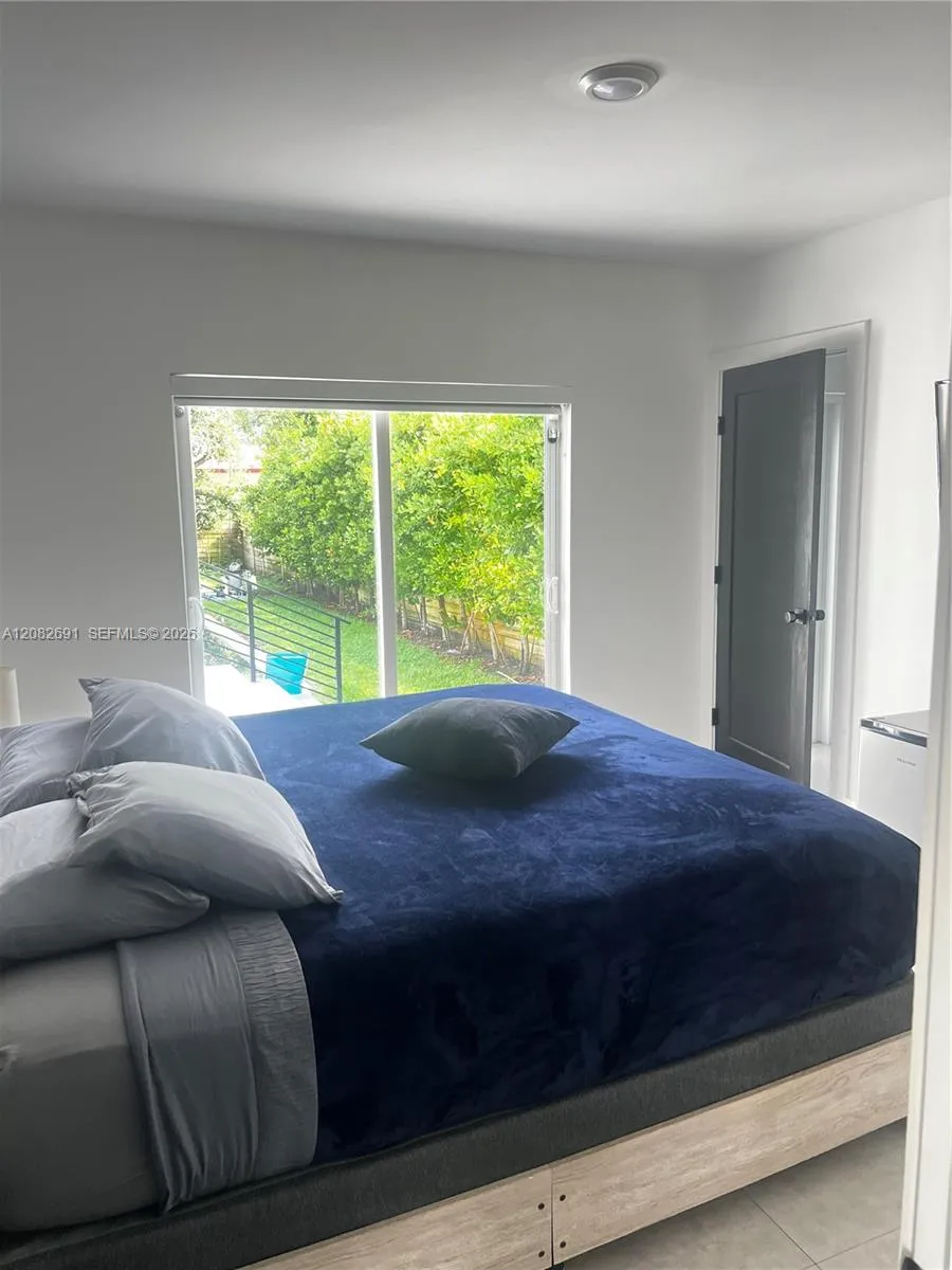 15 NW 52nd St Miami, FL 33127