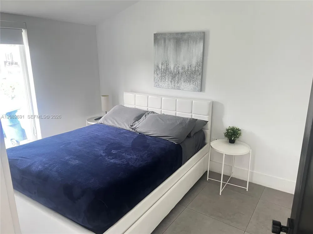 15 NW 52nd St Miami, FL 33127