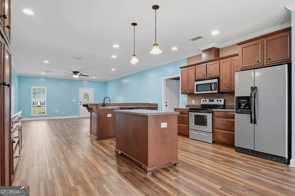 100 Kendal LN Leesburg, GA 31763