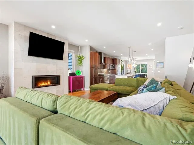 3857 Stuart Street Denver, CO 80212