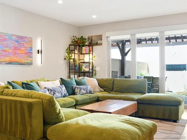 3857 Stuart Street Denver, CO 80212