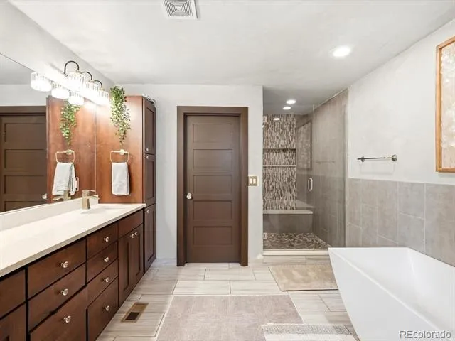 3857 Stuart Street Denver, CO 80212