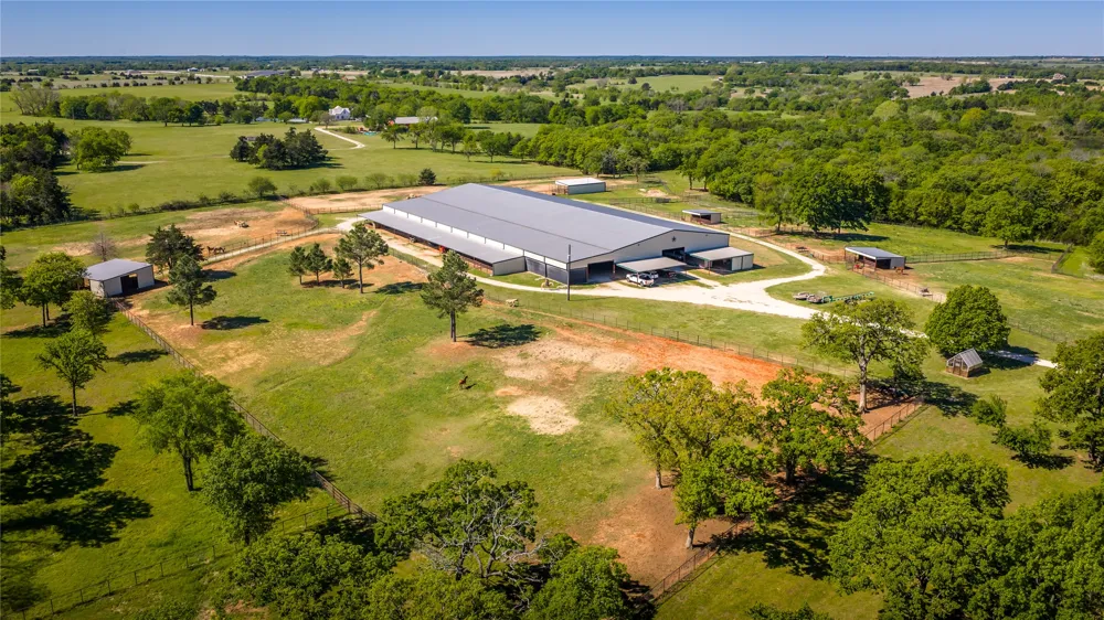 1838 Liberty Road Gordonville, TX 76245
