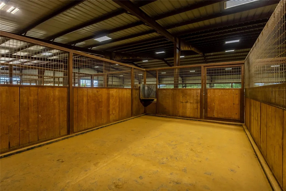 1838 Liberty Road Gordonville, TX 76245
