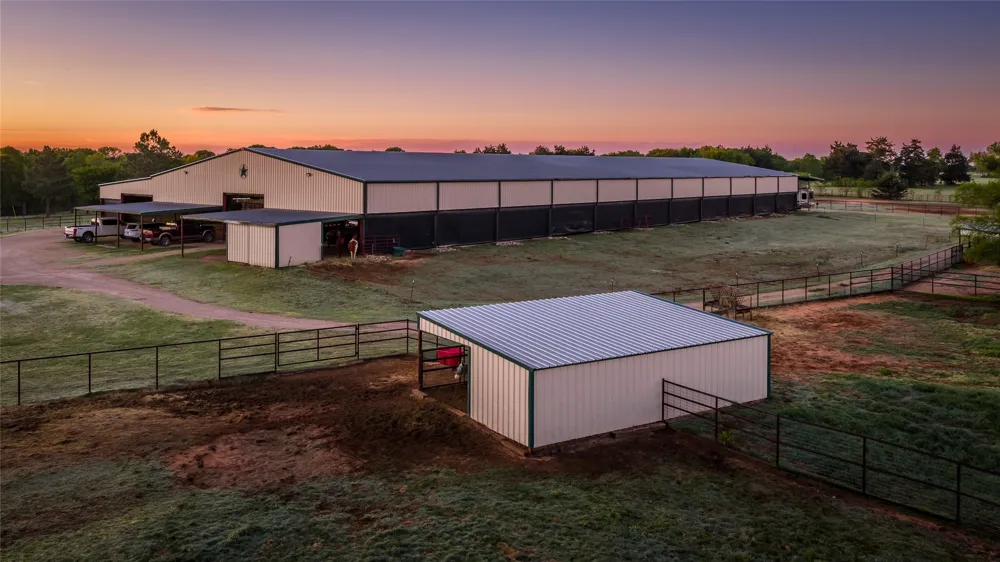 1838 Liberty Road Gordonville, TX 76245