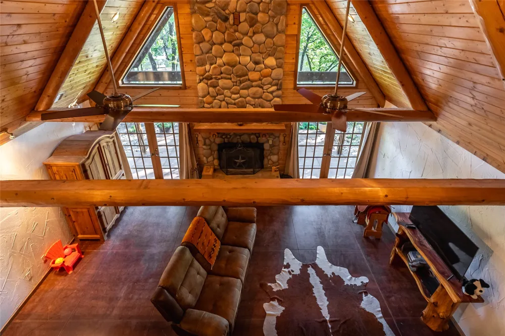 1838 Liberty Road Gordonville, TX 76245