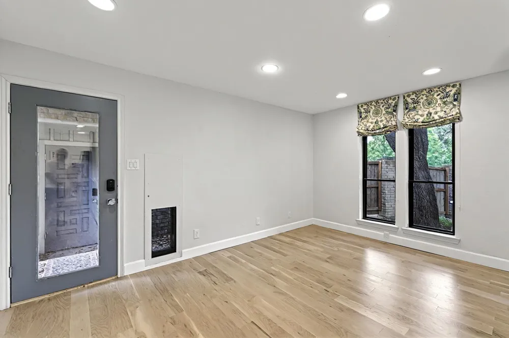 3701 Hulen Park Drive Fort Worth, TX 76109