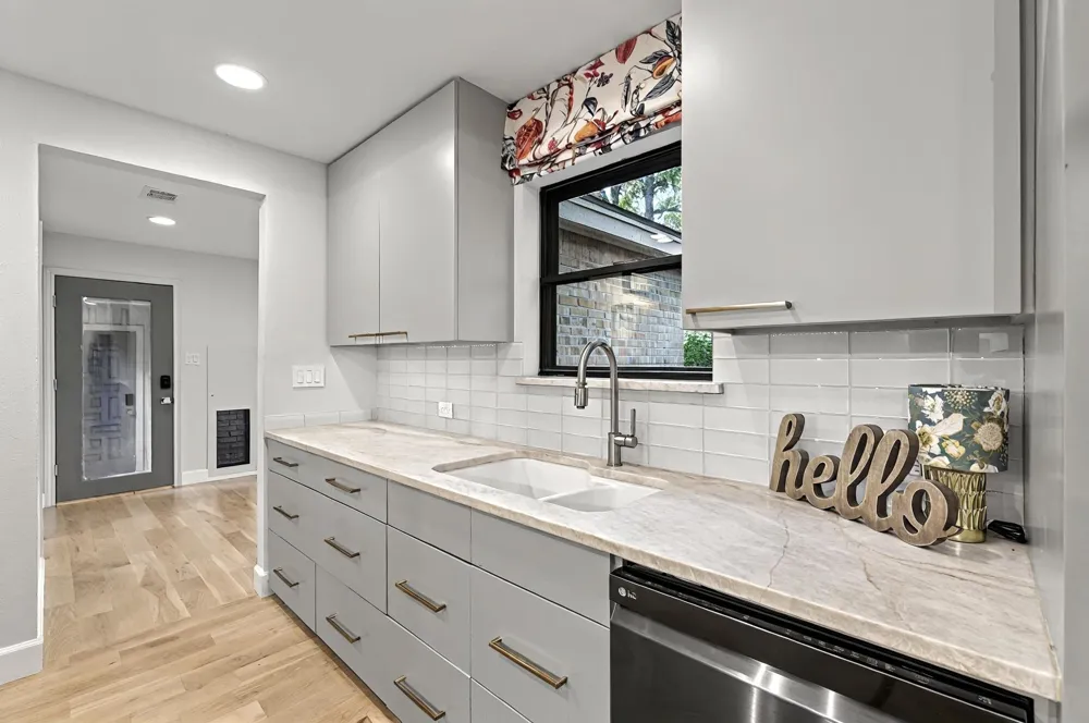 3701 Hulen Park Drive Fort Worth, TX 76109