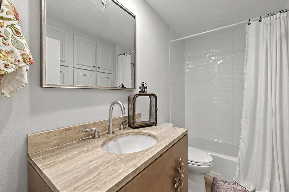 3701 Hulen Park Drive Fort Worth, TX 76109
