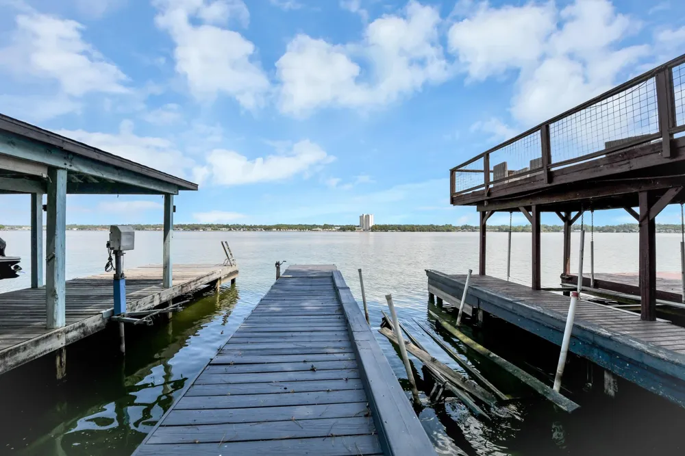 854 Lake View Drive Montgomery, TX 77356