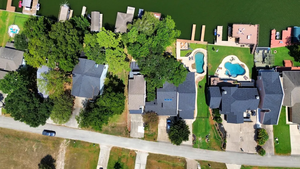 854 Lake View Drive Montgomery, TX 77356