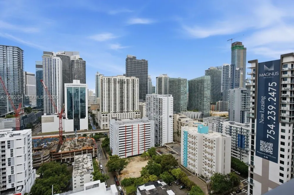 239 SW 9th St #1501 Miami, FL 33130