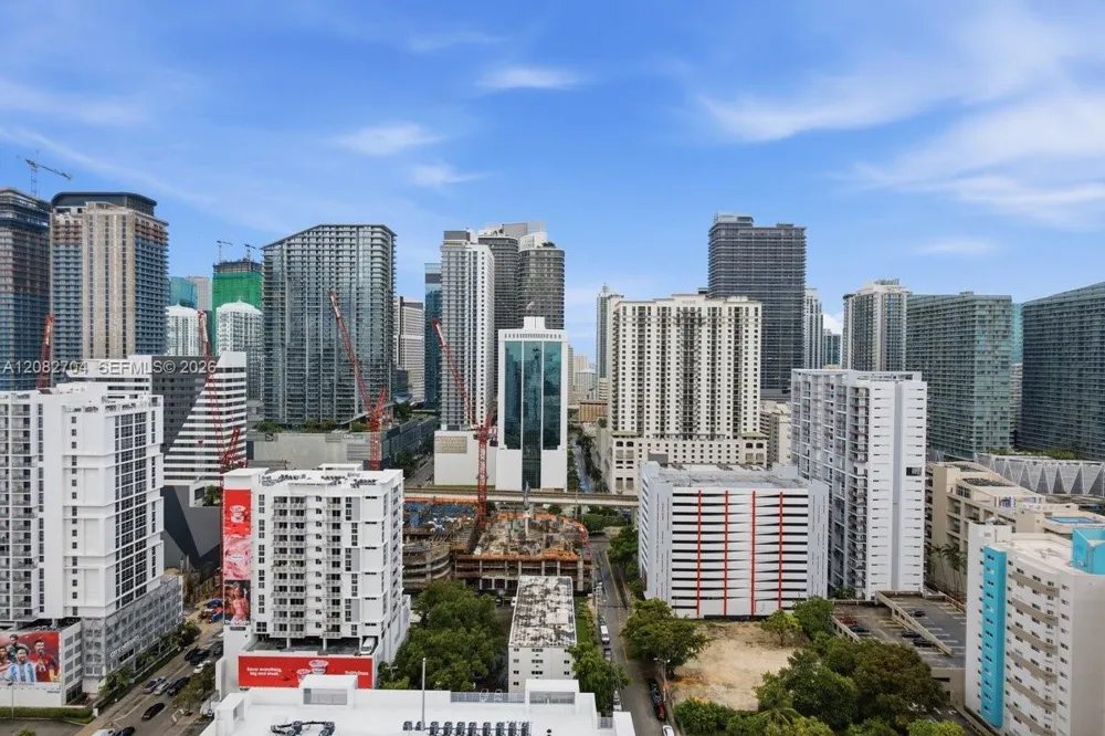 239 SW 9th St #1501 Miami, FL 33130