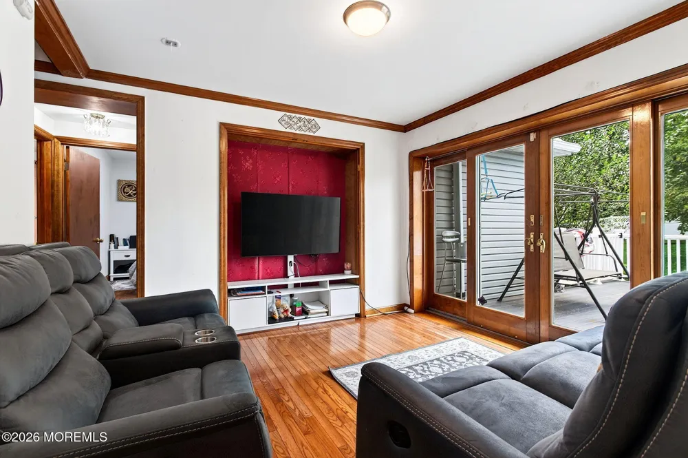 33 Tennent Road Morganville, NJ 07751