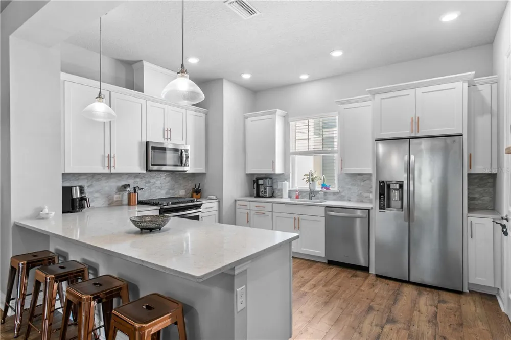 268 8TH STREET St Petersburg, FL 33701
