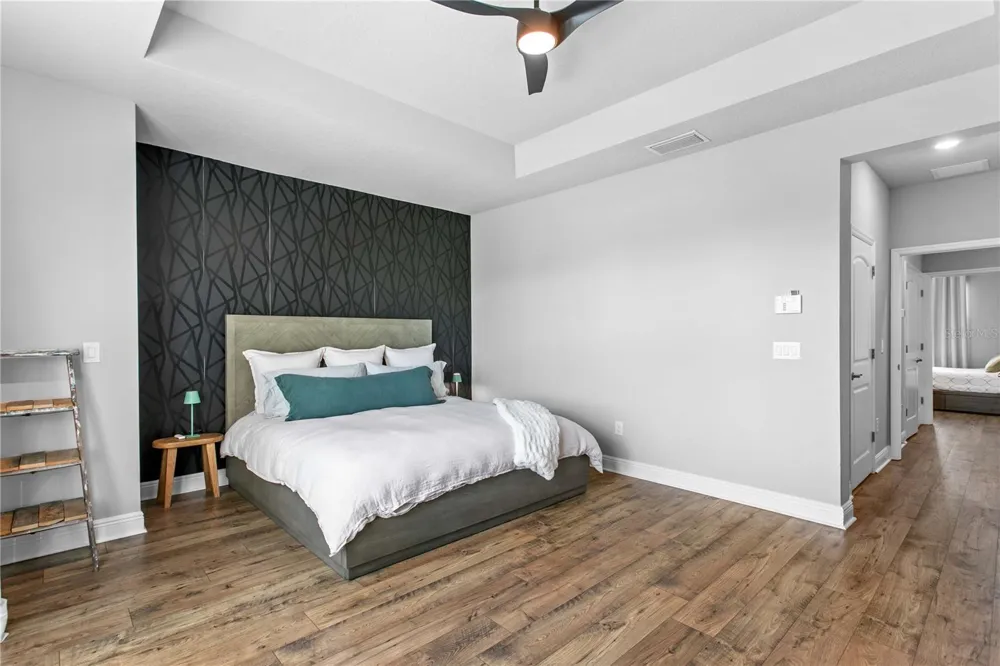 268 8TH STREET St Petersburg, FL 33701